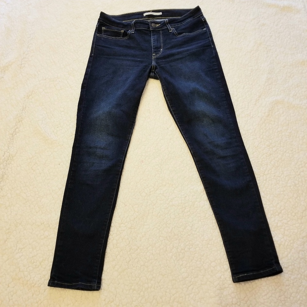 6/28 Short Levi's 711 Skinny Jeans